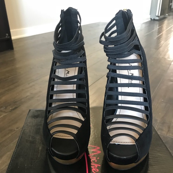 Platform stilettos - Picture 2 of 5